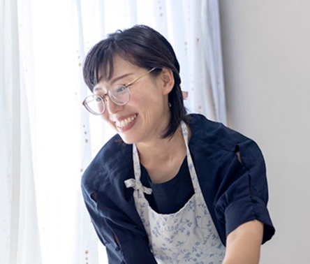 鈴木 まほさん