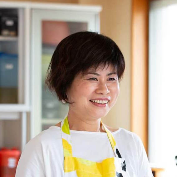 津村 千賀さん